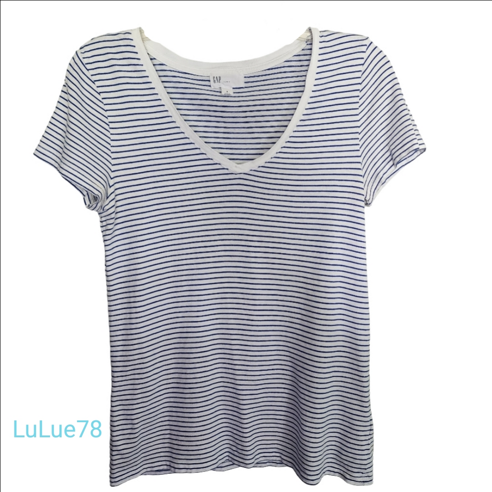 Gap Women's Blue White Striped V-Neck T-Shirt
